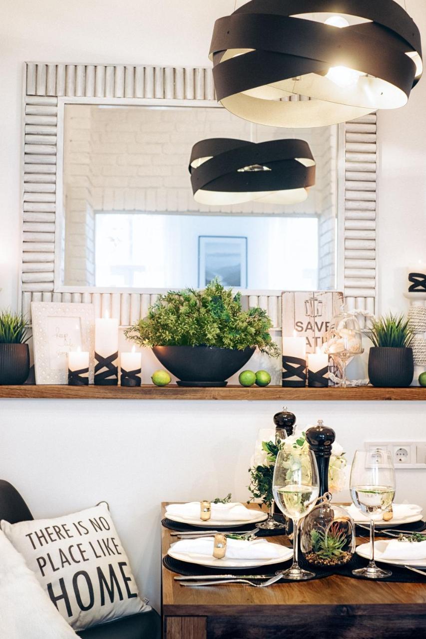 Scandinavian Style Of Lux Apartments In Лвив Екстериор снимка