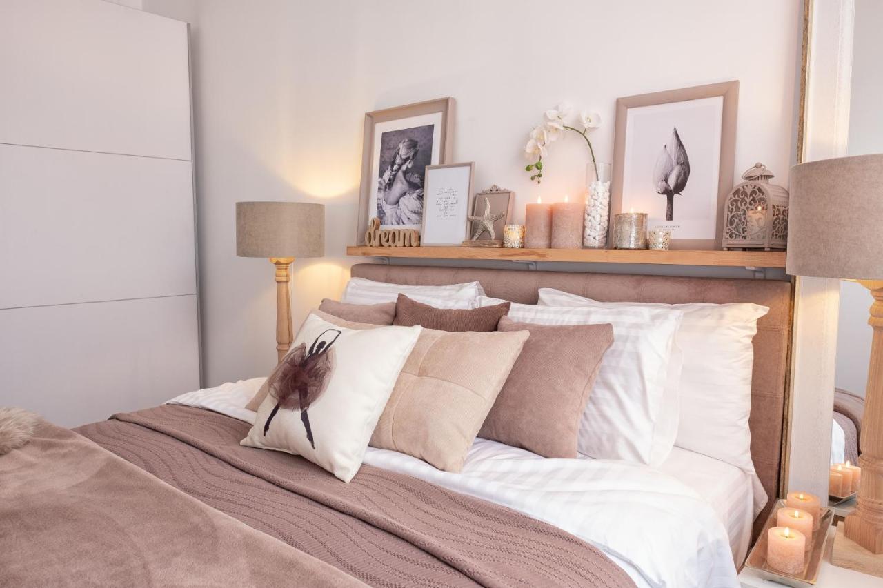 Scandinavian Style Of Lux Apartments In Лвив Екстериор снимка